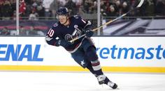 Bizár v NHL. Hráč se vrátil na led během vlastního vyloučení, přišel další trest