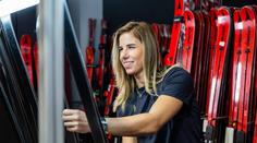 Ledeckou čeká start v Rakousku, letos chce zazářit i v "obřáku"