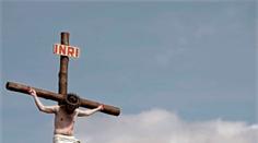 Jsem Ježíš a vysadili mě tu mimozemšťani, tvrdil muž v Praze