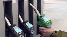 Benzín v Česku mírně zlevnil. Je však dražší než v Itálii nebo ve Francii
