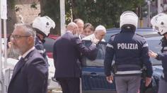 Papež konečně opustil nemocnici. Byl v ní déle, než bylo v plánu