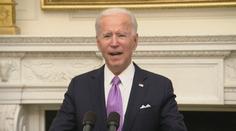 Biden zahájil masivní očkování. V USA dostalo vakcínu už 50 milionů lidí