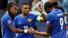 Hořký finálový týden pro Němce. Prohráli i s Francií, znovu zářil Mbappé