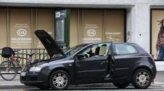 Paříž na nohou! Policisté objevili bombu u rušného bulváru!