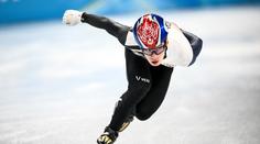 Bizarní odměna za zlatou medaili. Rychlobruslař dostane smažená kuřata