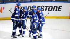 Tampa Bay opanovala první finále. Asistoval i Ondřej Palát