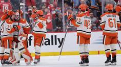 Čechům se v NHL dařilo. Tři hráči skórovali, Dostál druhou hvězdou