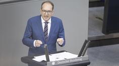 Německo varuje před novou úrovní hrozby. Za dronem v Lipsku mohly být cizí mocnosti