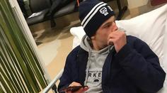 Mladíka v moři napadli masožraví červi: Ohryzali mu nohy do krve