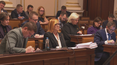 Sněmovna se sešla kvůli rozpočtu. Poslanci rozhodnou o jeho vrácení vládě
