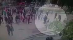 VIDEO: Kamera natočila útok před katedrálou Notre-Dame i střelbu!