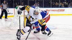 Crosby dostal ránu a nedohrál. Pittsburgh se bez něj trápil