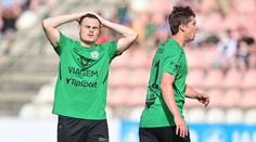 Další fiasko Příbrami na sociálních sítích. Fotky hráčů zveřejnila bez hlavy
