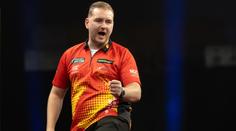 Třetí den World Matchplay překvapení nepřinesl. Nejblíže mu byl Smith