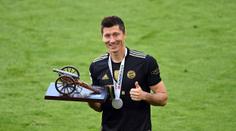 Lewandowski v poslední minutě sezóny překonal historický rekord