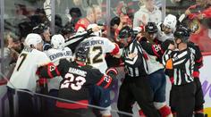 Rozhodčí v NHL se s tím nepáral. Vyloučil všechny na ledě
