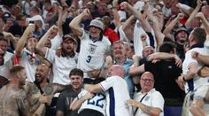 Policista vypadal jako dvojník trenéra. Angličané ho skoro rozbrečeli