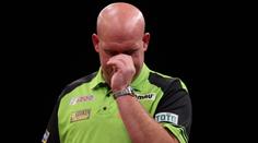 MvG v krizi. Prohrál pět zápasů v řadě. Littlerovi ale ukázal, kdo je tu král