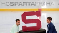Hokejové Spartě hrozí krach! Vyčkává, ale ligu hrát zatím může