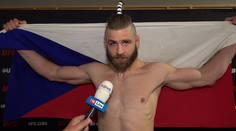 Obrovské šachy v UFC. McGregor odstupuje, o titul zabojuje Jiří Procházka