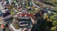 Bečov nad Teplou otvírá středověký hrad i kapli. Opravovaly se 20 let