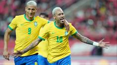 Brazílie pěti góly zdemolovala Jižní Koreu. Neymar se dvakrát trefil z penalty