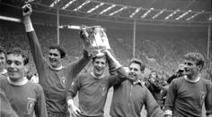 Smutek v Liverpoolu. Zemřela legenda, kterou překonal až Gerrard