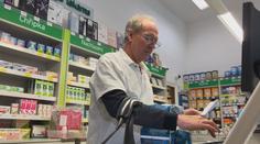 Lékárny zatím nevědí, kdy obdrží sirupy pro děti. Stát je slibuje příští týden