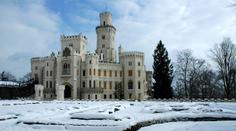 Hrady a zámky zůstanou otevřené do konce roku! Kde si užijete advent?