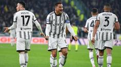 Turínské derby plné zvratů ovládl Juventus. Mourinho dostal už 3. červenou