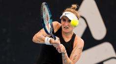 Vondroušová otočila zápas s osmou nasazenou. Neuspěla Fruhvirtová