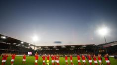 Freiburg díky skvělé první půli zničil Augsburg. Poskočil tak do první pětky
