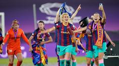 Barca zvítězila ve finále Ligy mistryň, hráčka se s trofejí fotila nahá