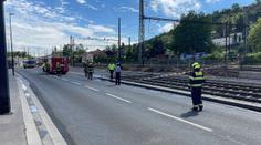 Tramvaj na Smíchově srazila muže, na místě zemřel. Řeší to kriminálka