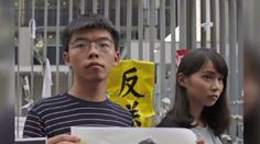 V Hongkongu to vře! Policie zatkla lídry demonstrací, další protest se ruší