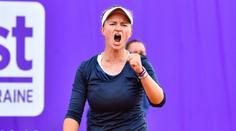 Obrovská bitva se šťastným koncem! Krejčíková je ve finále French Open