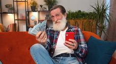 Jak uspořit miliony na stáří? Stačí ušetřit malé částky, radí ekonom