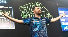 Světová jednička už je v semifinále. Na World Matchplay se raduje i Wade