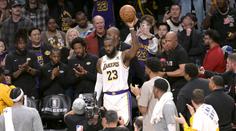 Legendární LeBron James překonal jako první v NBA 40 tisíc bodů