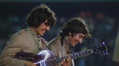 VIDEO: Kapela, která měnila dějiny, je zpátky. The Beatles vydali novou písničku