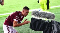 Haraslín rozhodl derby, potom přidal speciální oslavu. Komu ji věnoval?