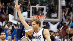 Nowitzki válel jako zamlada! Dal 40 bodů a drží Dallas v naději