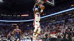Miami zválcovalo Philadelphii a je krok od postupu. Stejně si vedl i Phoenix