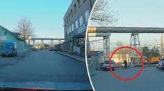 Policisté v Hradci honili cizince. Pomohl cyklista, který jim půjčil kolo