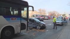 Opilý autobusák zmrzačil matku s dětmi. Hrozí mu čtyři roky vězení