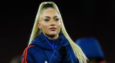 Nejkrásnější fotbalistka světa už není k mání, zasnoubila se s hvězdou Love Islandu