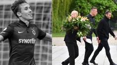 PŘÍMÝ PŘENOS: Lidé se loučí s Šuralem. Přijela celá Sparta