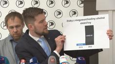 Piráti chtějí zdanit uhlobarony. Peníze plánují využít na sociální účely