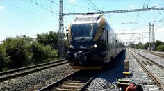 Vlak Leo Express narazil do návěstidla. Hasiči evakuovali 150 cestujících