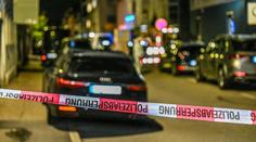 Žena v Mnichově pobodala dva lidi. Policie ji postřelila, zemřela v nemocnici